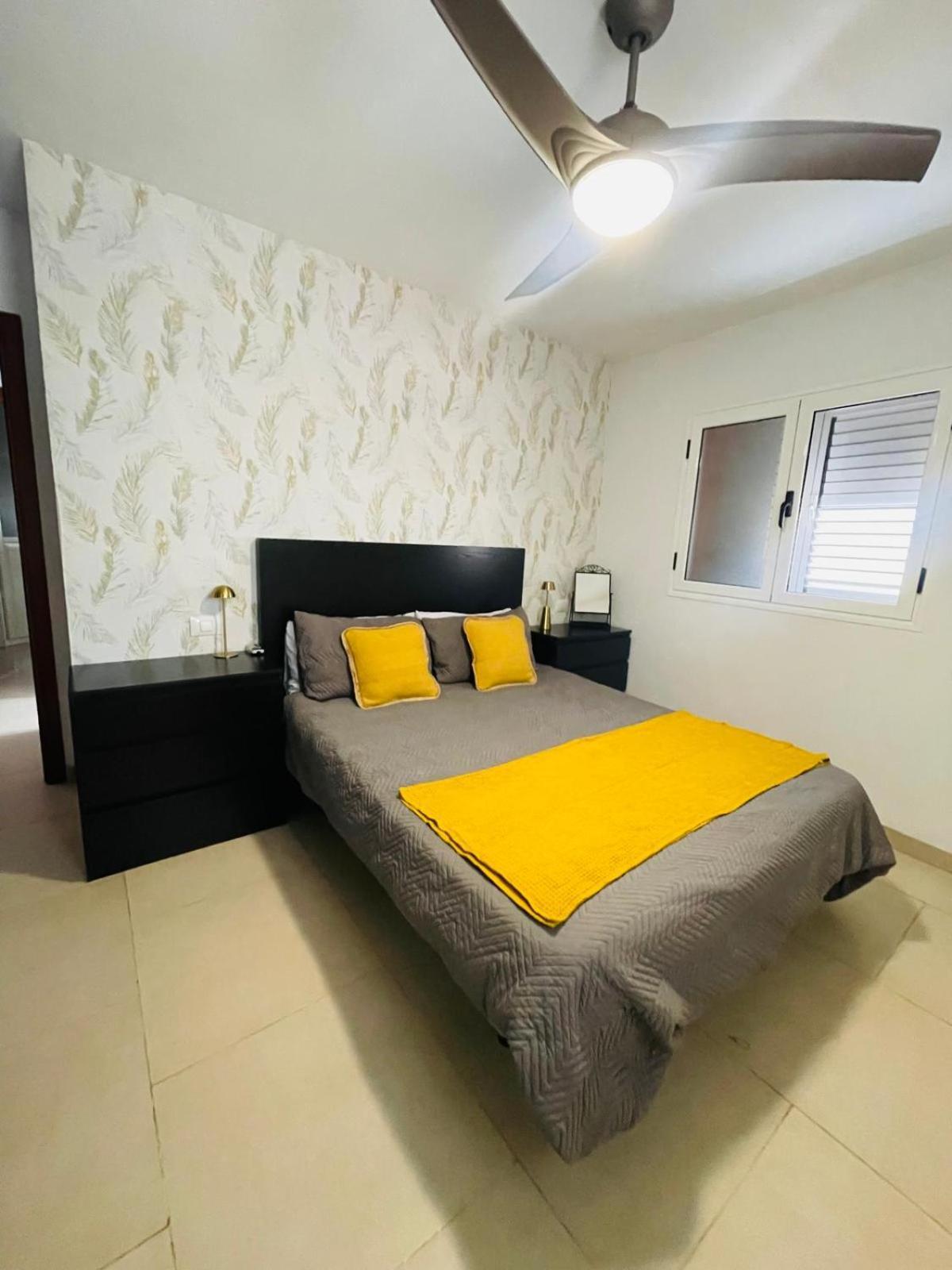 Вилла Piso Familiar Centrico Campillo Тельде Экстерьер фото