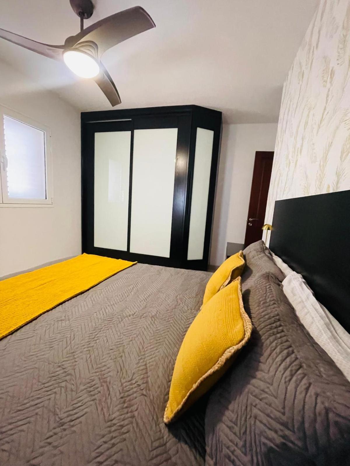 Вилла Piso Familiar Centrico Campillo Тельде Экстерьер фото